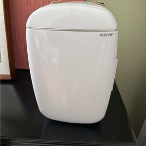 White Makeup Organizer